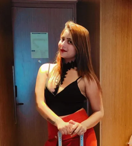 Escort Minakshi